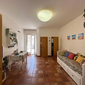 Appartamento Miamare 1 Min Dalla E Terrazzo Di Clickaffitti, Rimini