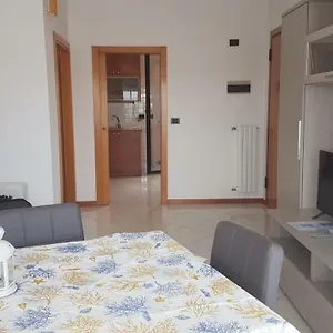 Appartamento Domus Maris Viserba, Spiagge E Centro A 100 Mt, Promo Fiera Macfrut, Fieravicola, Expo Dental, Meeting, Rimini